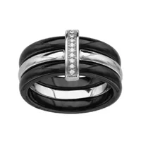 bague en céramique noire  3 anneaux,  2 anneaux en céramique noire et 1 anneau central en argent rhodié avec rail ornée d'oxydes blancs