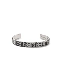 marc jacobs bracelet torque à motif monogrammé gravé - argent