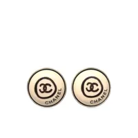 chanel pre-owned boucles d'oreilles clip à logo cc (2000) - tons neutres