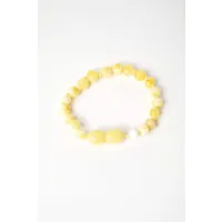 bracelet pour bébé en ambre de teinte jaune