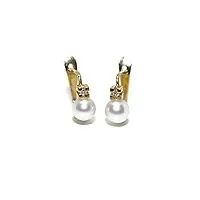 magnifiques boucles d'oreilles avec 0,02 ct de diamants en or jaune de 18 cts avec 2 perles de culture rondes de 4 mm, fermoir à raquette ; 0,8 cm de haut et 0,4 cm de large.