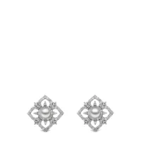yoko london boucles d'oreilles petal en or blanc 18ct serties de perles et diamants - argent