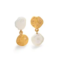 monica vinader x mother of pearl puces d'oreilles keshi