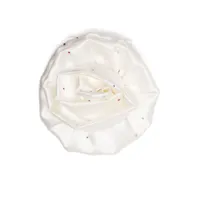 manuri broche à détail de fleur en soie - blanc