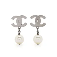 chanel pre-owned boucles d'oreilles à perles artificielles (2010) - blanc