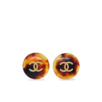 chanel pre-owned boucles d'oreilles clip à logo cc (1997) - marron